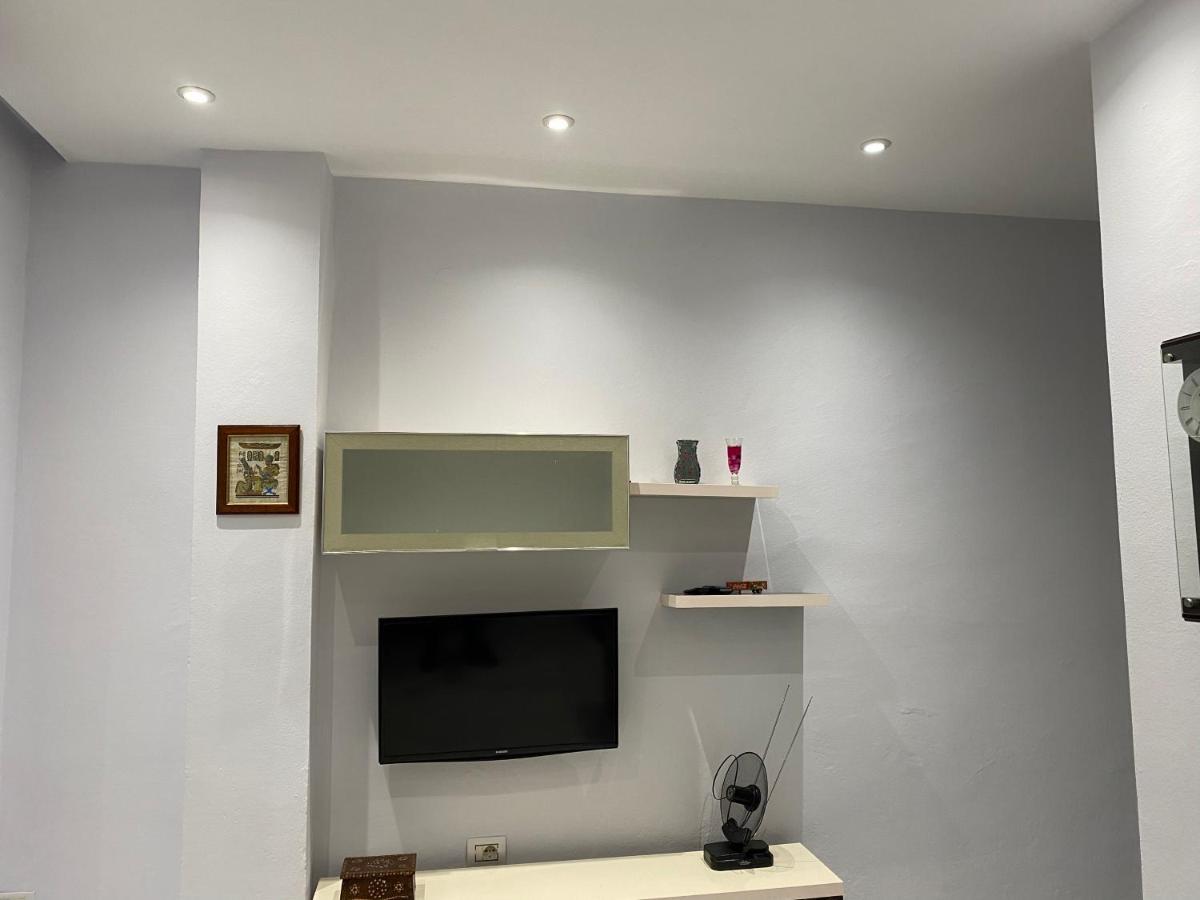 E&B Cosy Apartment Tiranë Ngoại thất bức ảnh